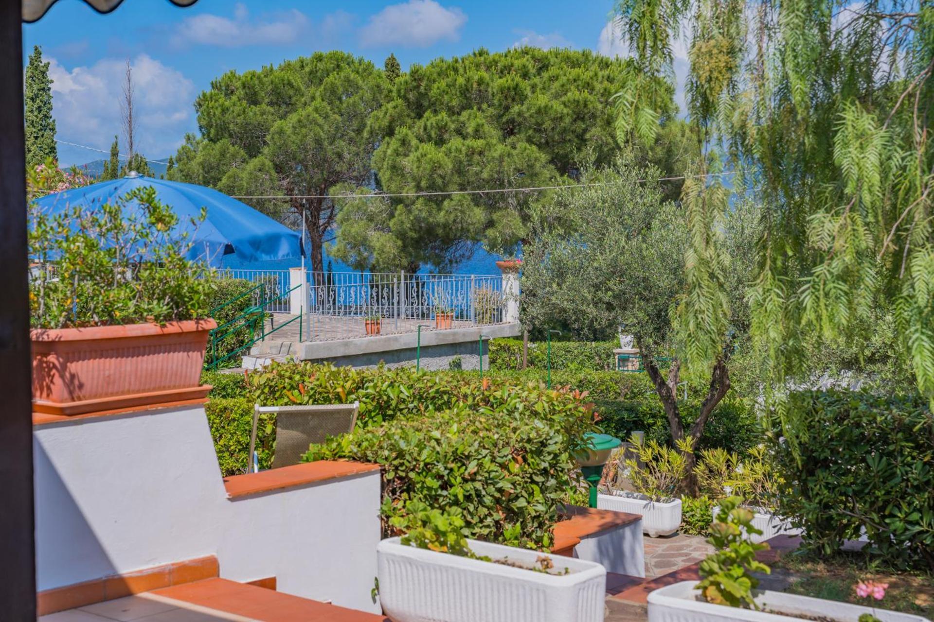 Residence Baia Delle Grazie Casa Morcone Eksteriør bilde