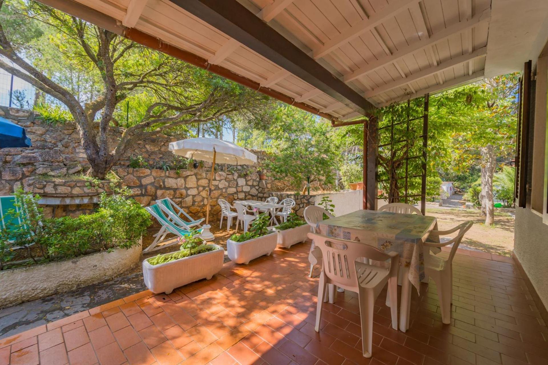 Residence Baia Delle Grazie Casa Morcone Rom bilde